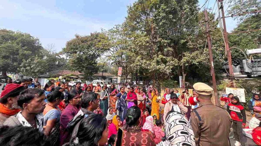 CG Big Fraud News आत्मनिर्भर बनाने का झांसा देकर 40000 महिलाओं से करोड़ों की ठगी, 10 आरोपी गिरफ्तार, सीएम से लगाई गुहार