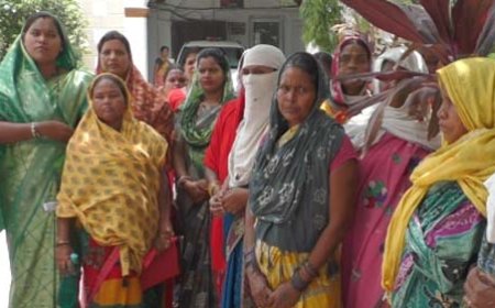 छत्तीसगढ़ के रायगढ़ में देह व्यापार का खुलासा: महिलाओं ने SP से की शिकायत, पति-पत्नी चला रहे थे गलत धंधा 10-12 सालों से